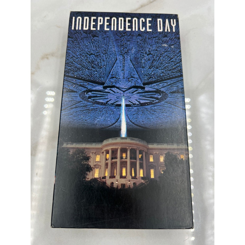 Independence Day VHS 1996 Fox Video THX Digitally Mastered ID4 Hologram Card